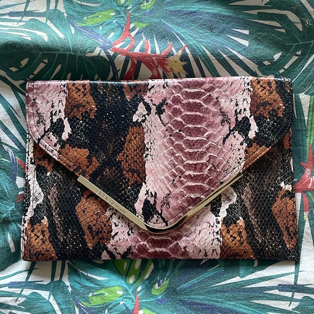 BCBGeneration BCBG envelope clutch faux snakeskin pink orange black